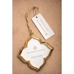 Kendra Scott Quatrefoil Renaissance Picture Frame Holiday Hanging ornament New
